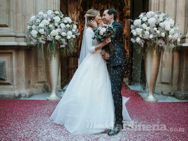 FLORISTERIA FERNANDO - Floristería en Murcia centro - Flores para bodas en Murcia - Ramos de novia