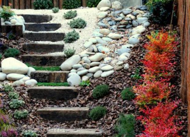 Escaleras jardín