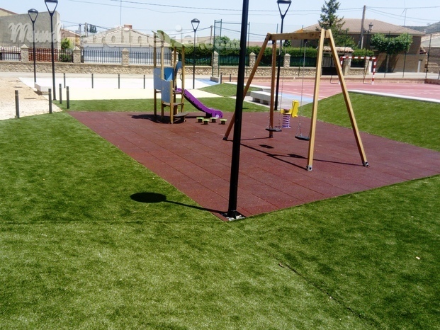 Cesped artificial parque infantil Pedrosa Principe