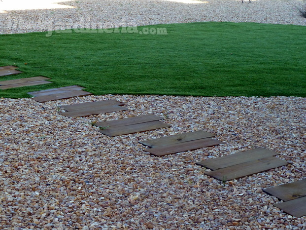 Proyecto y realización de jardín en Mendigorría (Navarra)