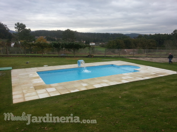 INSTALACIÓN Y MANTENIMIENTO DE PISCINAS