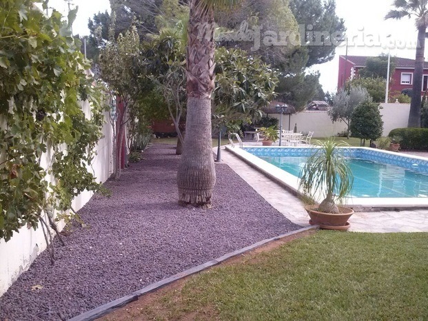 Jardinería y piscina